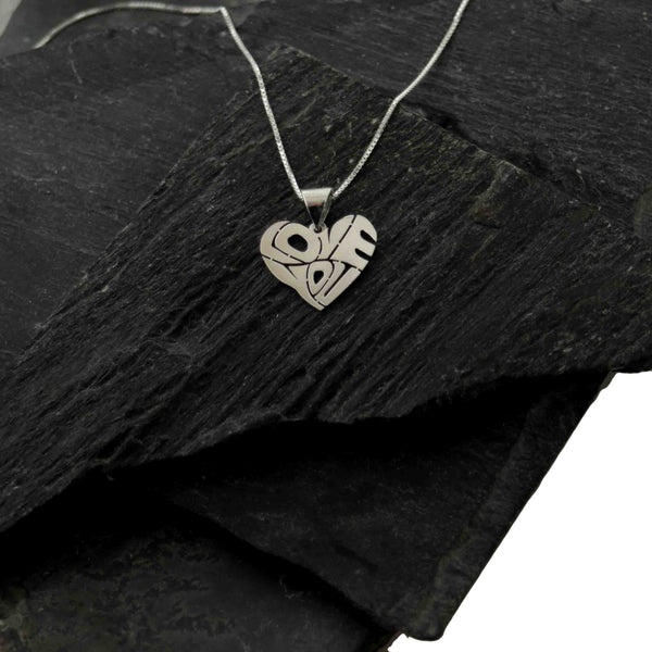 לאישה love שרשרת