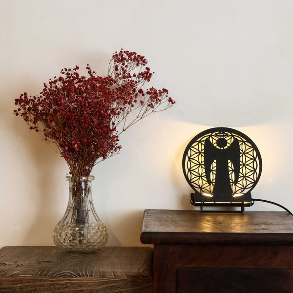 מלאך מברזל לקיר