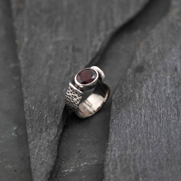 טבעות בשיבוץ אבנים