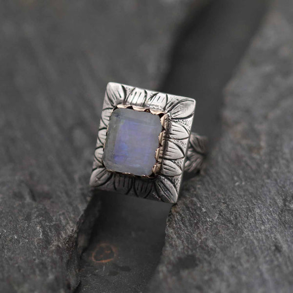 טבעות כסף עם אבני חן