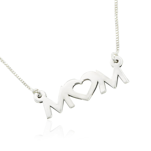 שרשרת עדינה מעוצבת באותיות באנגלית בכיתוב אמא