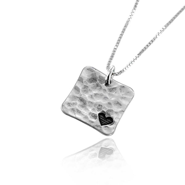 שרשרת ותליון מרוקע עדין לאישה