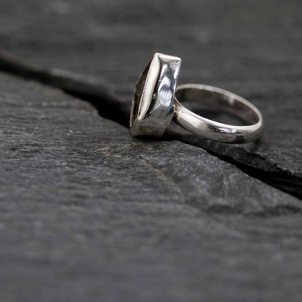 טבעת אבן גולמית